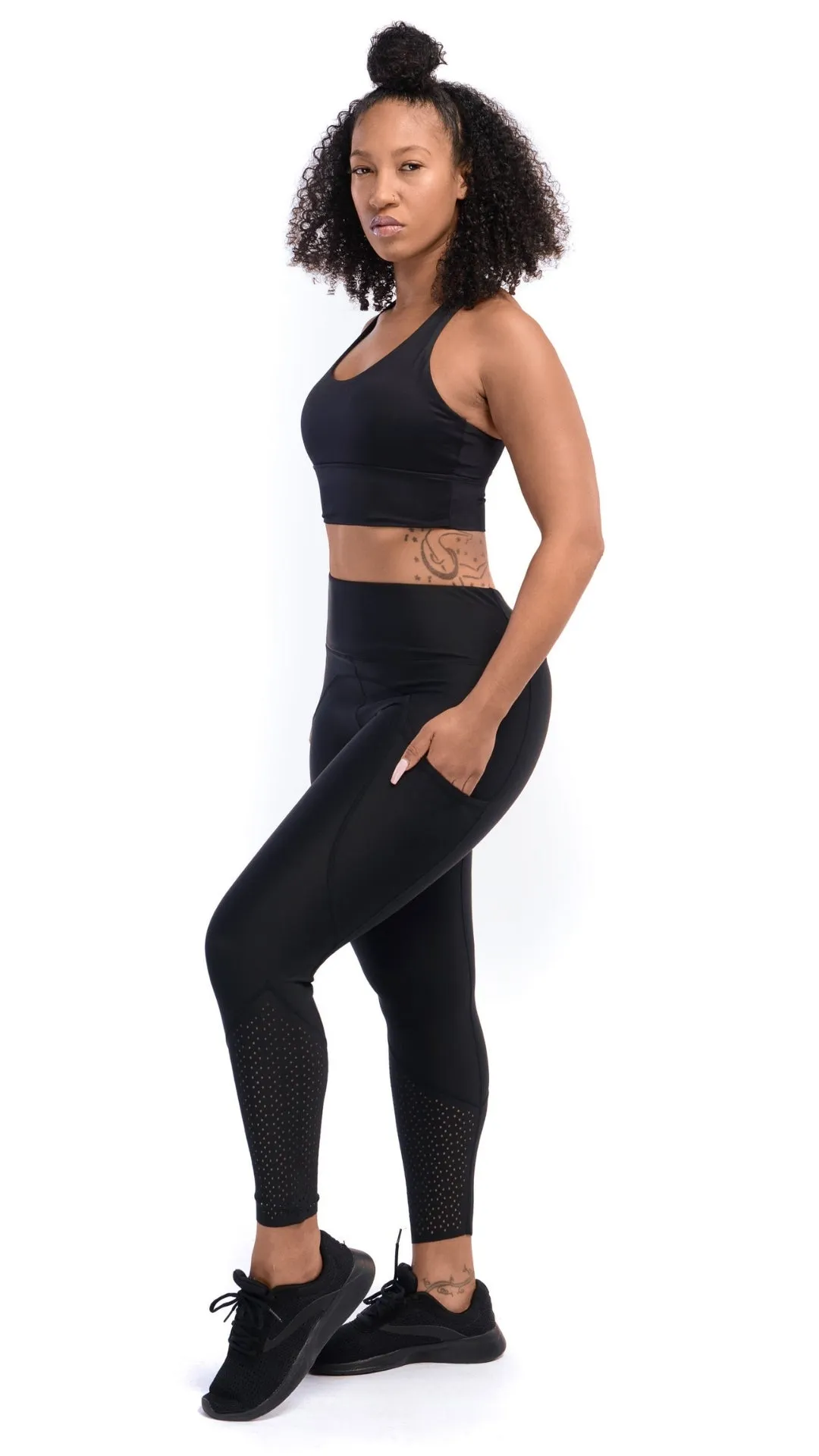 Ansa Medium Impact Sports Bra - Black - FINAL SALE