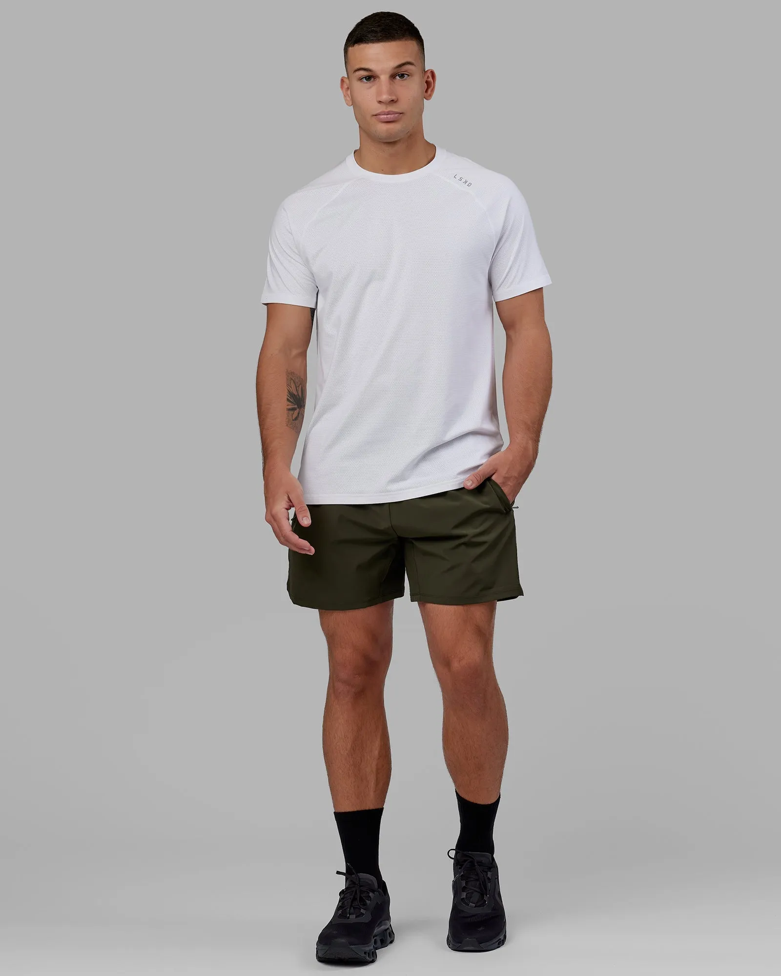 Challenger 6" Performance Shorts - Forest Night
