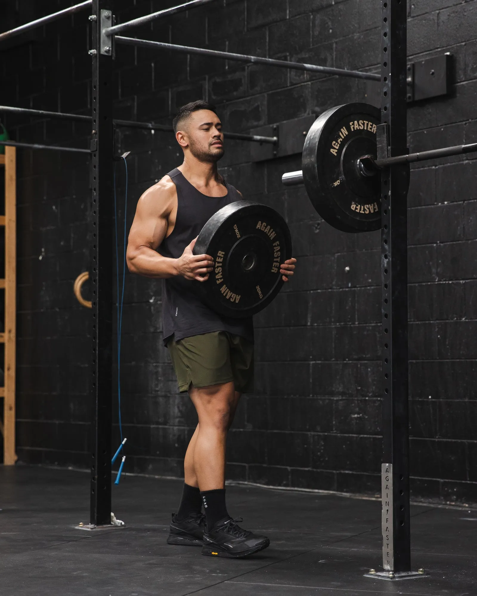 Challenger 6" Performance Shorts - Forest Night