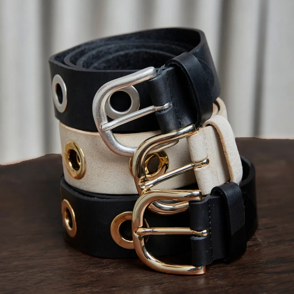 Cool jeans leather belt decorated with large eyelets / 13702 - Silver