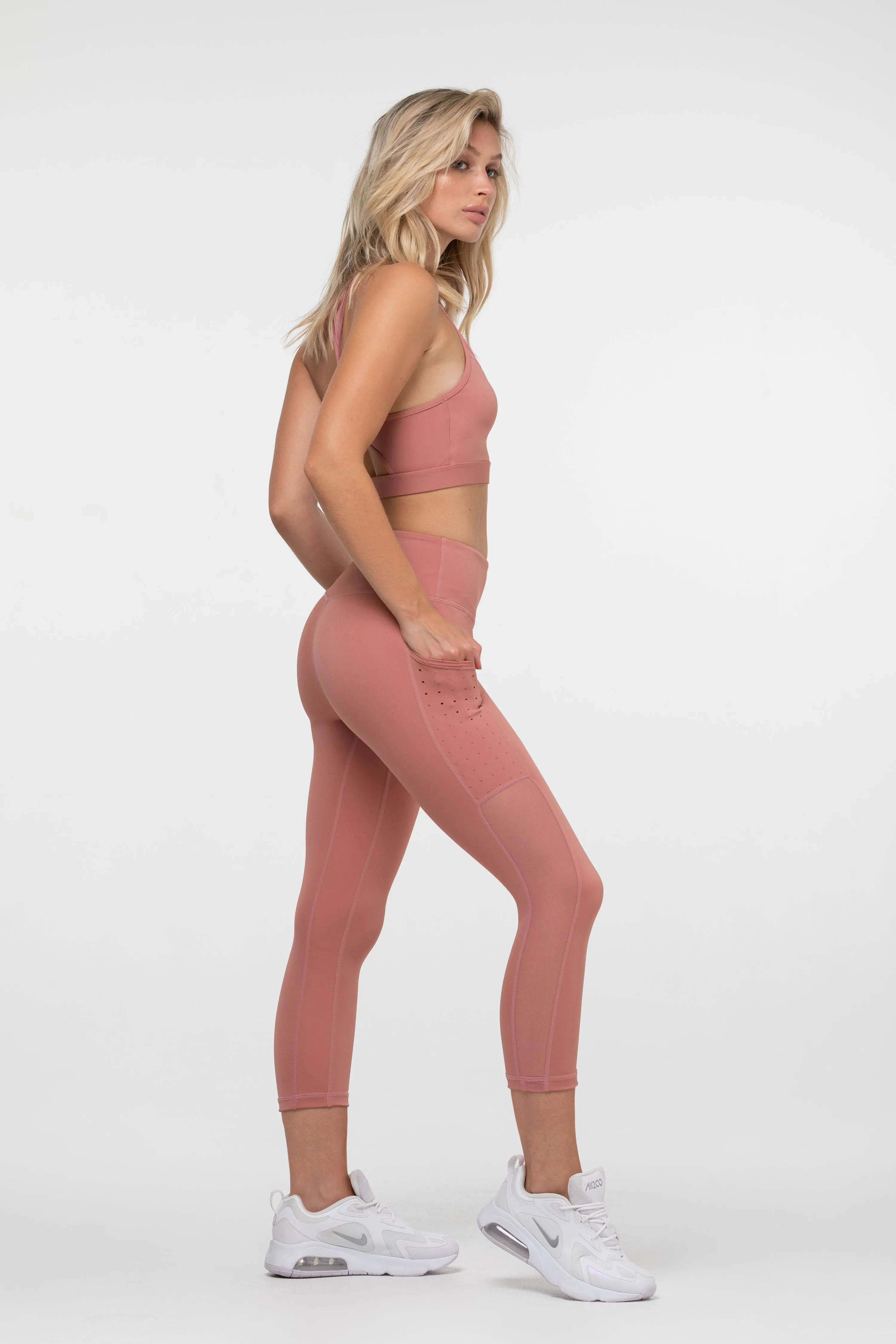 Open Plains Racer Back Crop