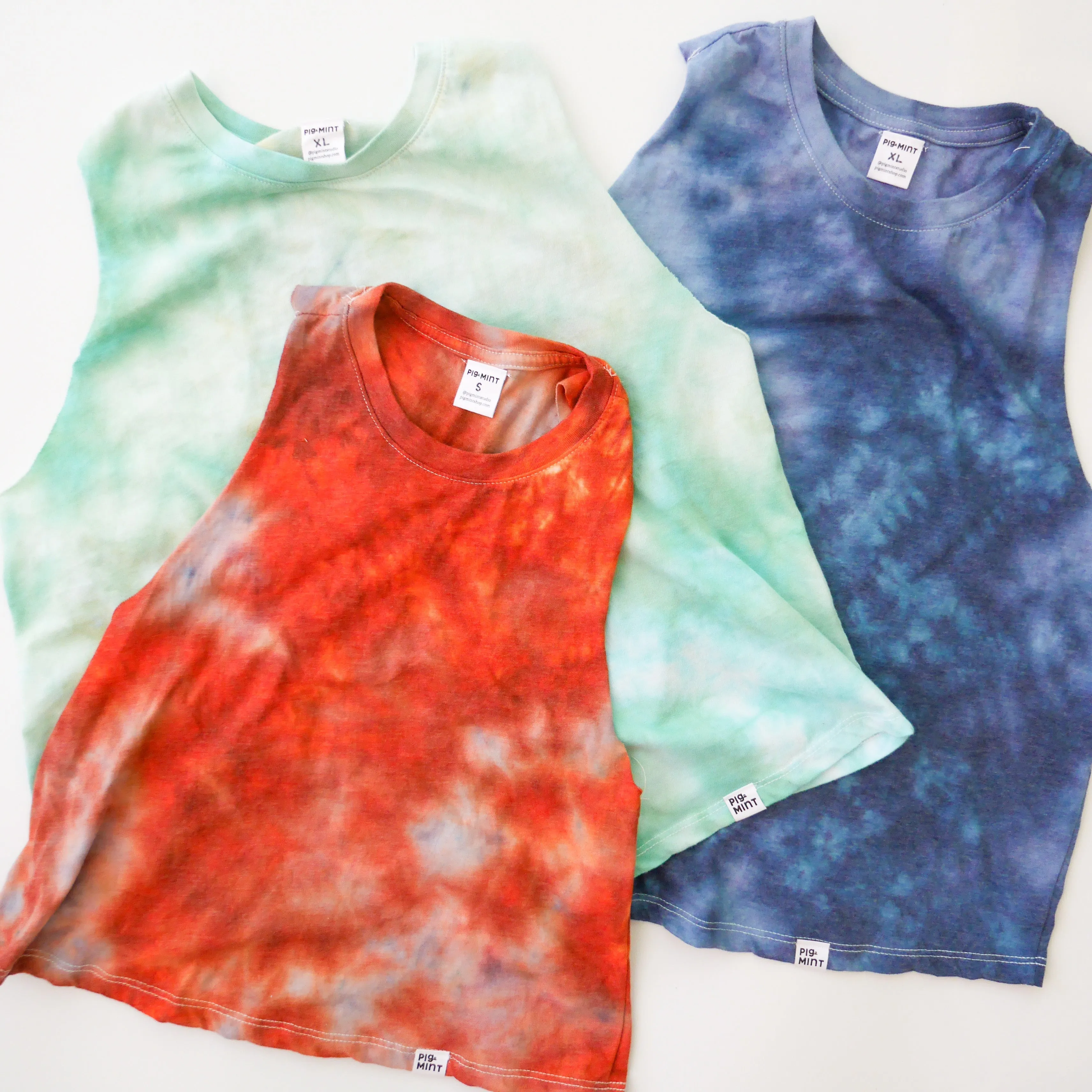 READY TO SHIP Women's Tie-Dye Cropped Flowy Yoga Tank