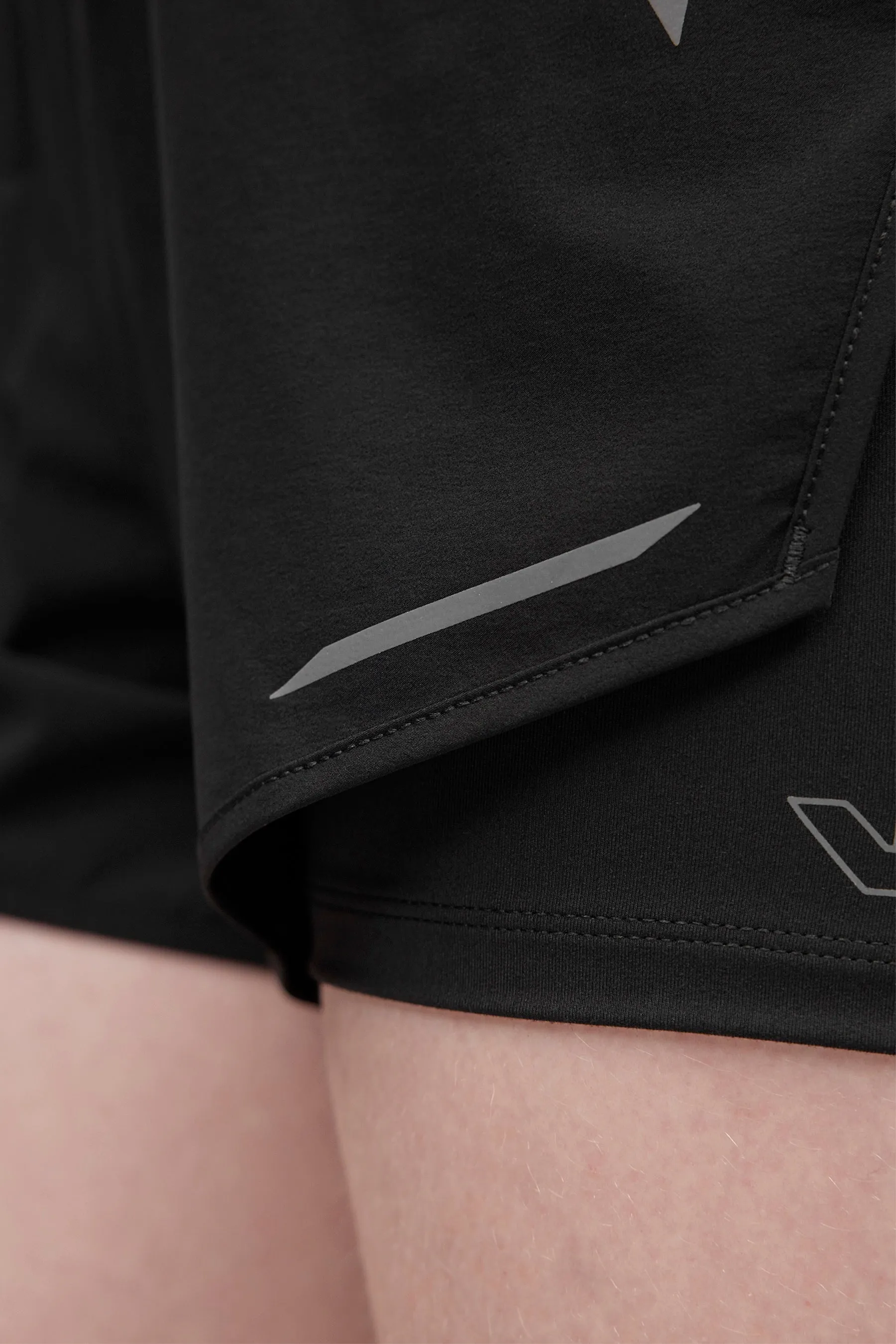 V_LYTE 3.5" 2-IN-1 SHORTS - Black